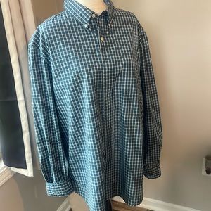 Men’s Shirt button down like new